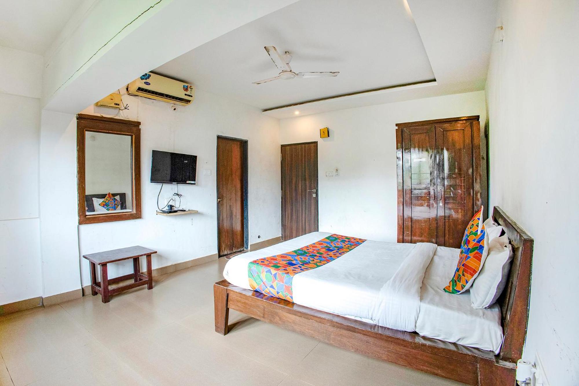 Fabhotel Comfort Stays - Nr Miramar Beach Panaji Exterior photo